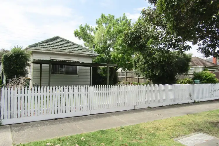 26 Banbury Road, Reservoir VIC 3073
