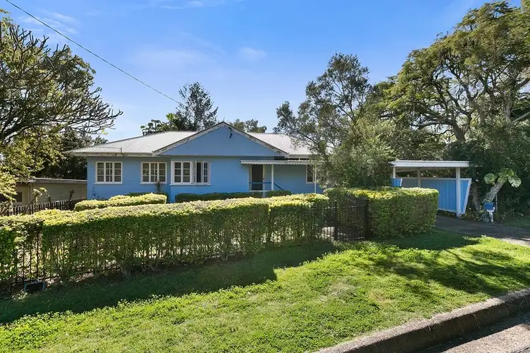 1 Irvine Street, East Ipswich QLD 4305