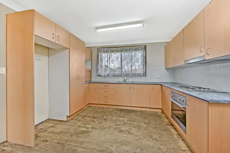 Second view of Homely house listing, 2 Creswick Place, Dharruk NSW 2770