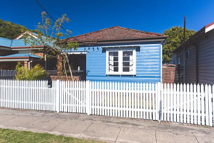 18 Baker Street, Mayfield NSW 2304