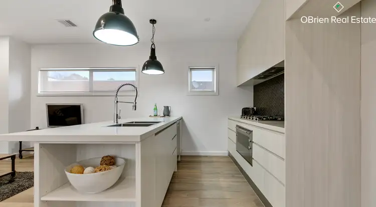 Fourth view of Homely townhouse listing, 2/62 Broadway, Bonbeach VIC 3196