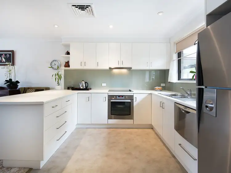 Second view of Homely house listing, 8/23 Campbell Street, Castlemaine VIC 3450