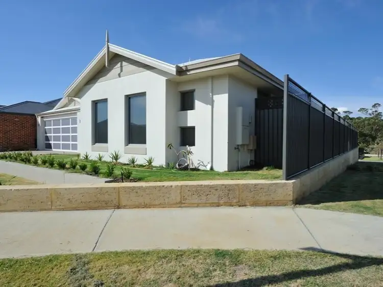 Second view of Homely house listing, 2 Sahara Drive, Baldivis WA 6171