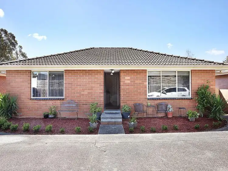 2/82 Eramosa Road East, Somerville VIC 3912