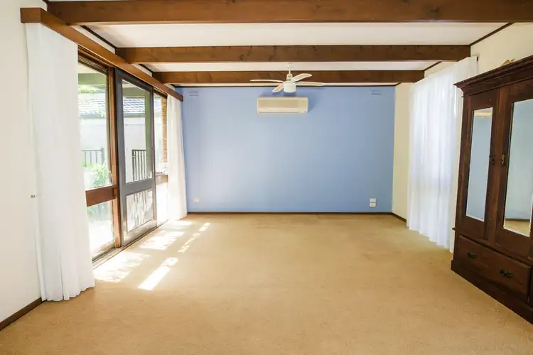 Fifth view of Homely house listing, 10 Hicks Crescent, Echuca VIC 3564