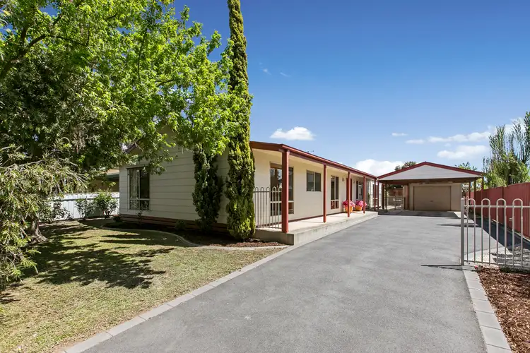 19 Saade Street, Epsom VIC 3551