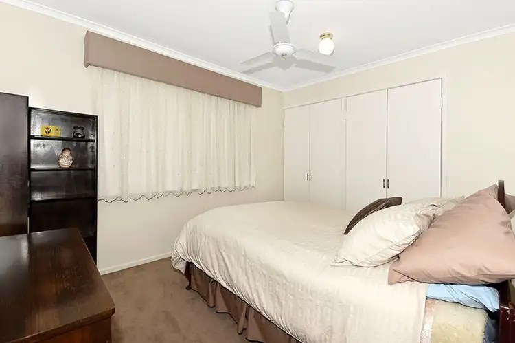 Fifth view of Homely house listing, 4 Nerissa Court, Underwood QLD 4119