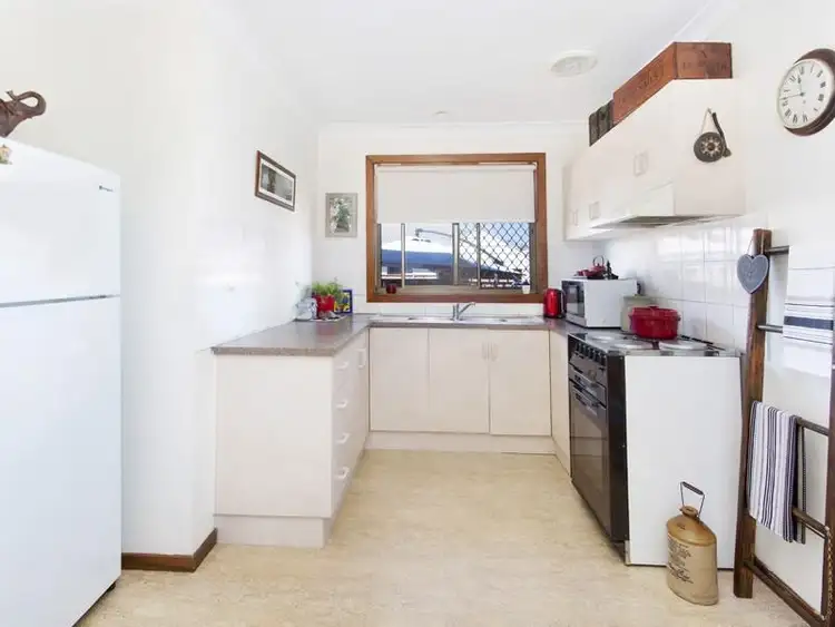 Fourth view of Homely unit listing, 2/14 Shellharbour Road, Lake Illawarra NSW 2528