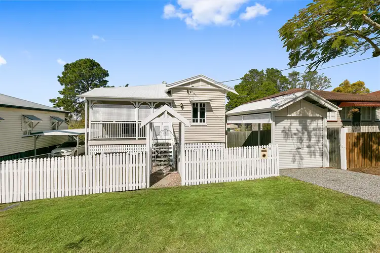 8 Cramb Street, Eastern Heights QLD 4305