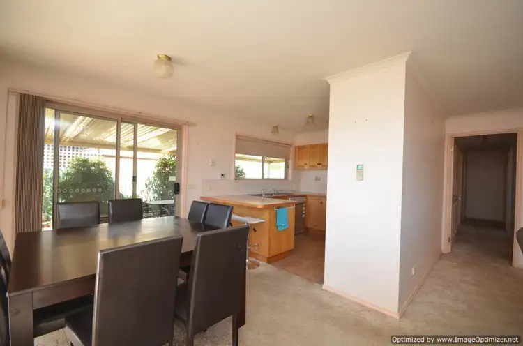 Fourth view of Homely house listing, 2 Tairua Place, Eastwood VIC 3875