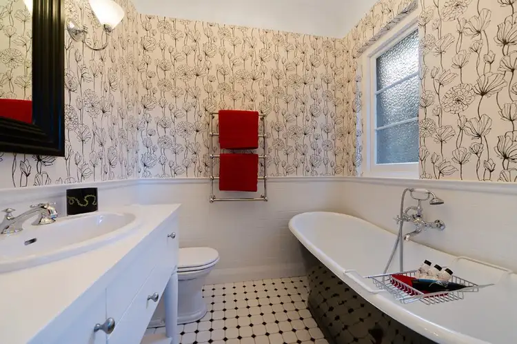 Second view of Homely unit listing, 4/6b Fairlight Street, Manly NSW 2095