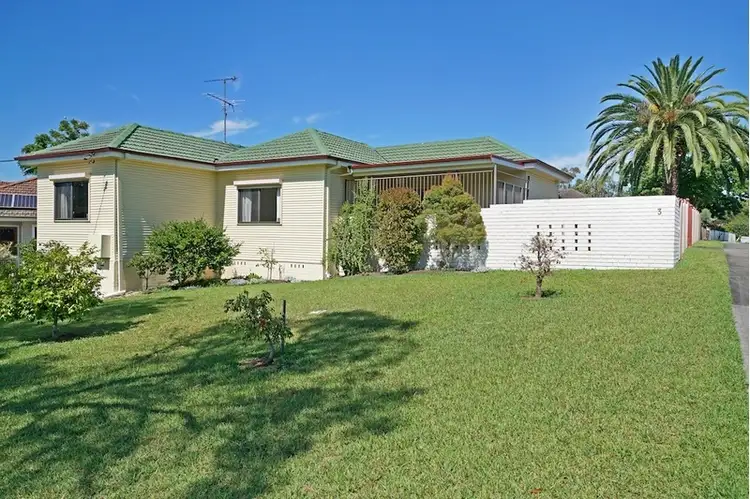 3 Hawkey Crescent, Camden NSW 2570