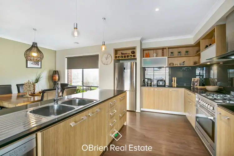 Fourth view of Homely house listing, 20 Vanessa Circuit, Pakenham VIC 3810