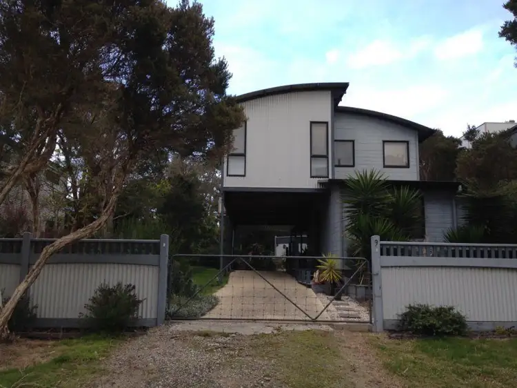 9 Melaleuca Avenue, Walkerville VIC 3956