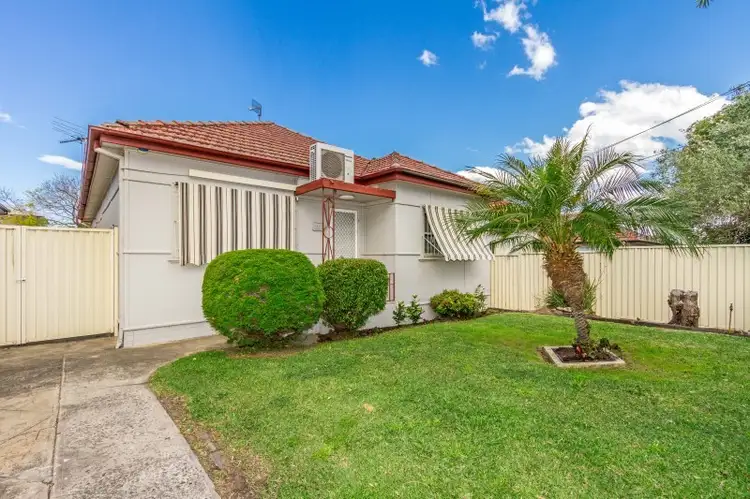 297 Roberts Road, Greenacre NSW 2190