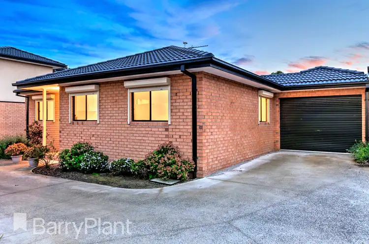 Second view of Homely unit listing, 2/6-8 Glendenning Street, St Albans VIC 3021