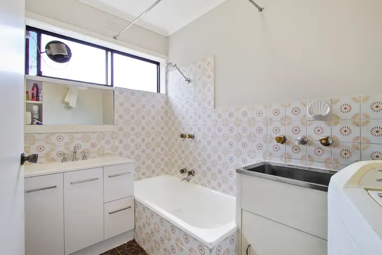Fifth view of Homely unit listing, 1/52 Scott Street, Dandenong VIC 3175
