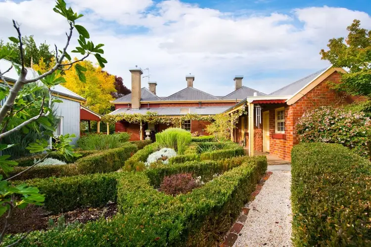 36 Adair Street, Maldon VIC 3463