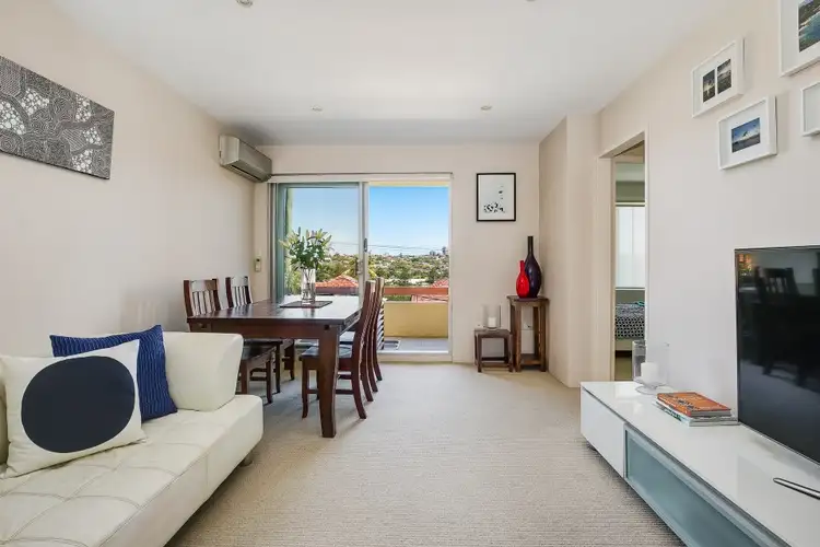 Second view of Homely unit listing, 4/105 Queenscliff Road, Queenscliff NSW 2096