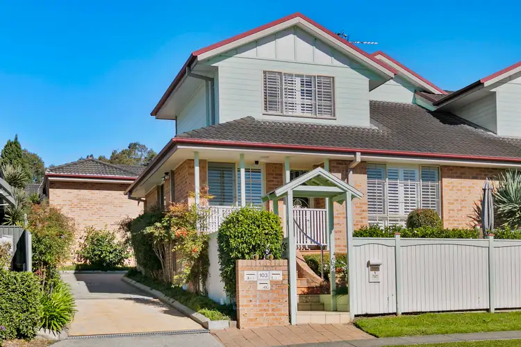 1/103 Howe Street