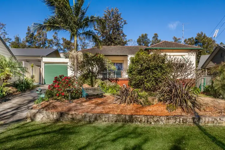 11 Akuna Street, Keiraville NSW 2500