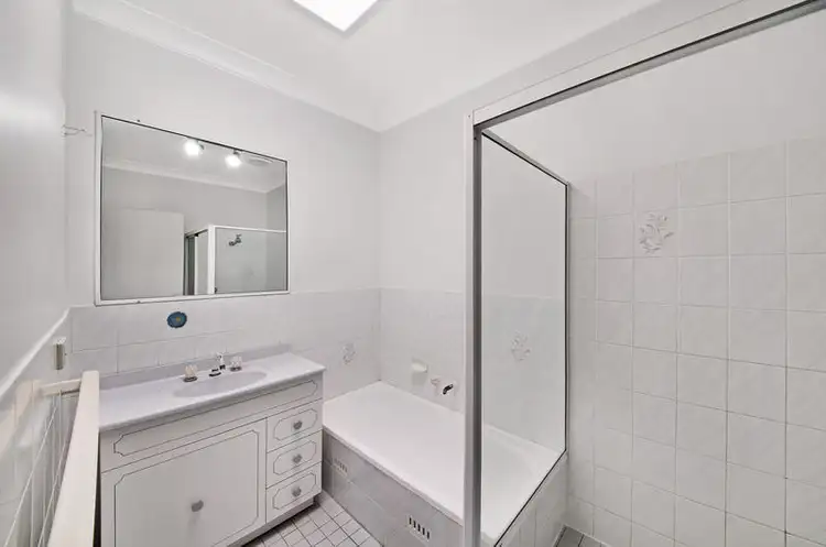 Sixth view of Homely villa listing, 6/162 Albany Street, Point Frederick NSW 2250