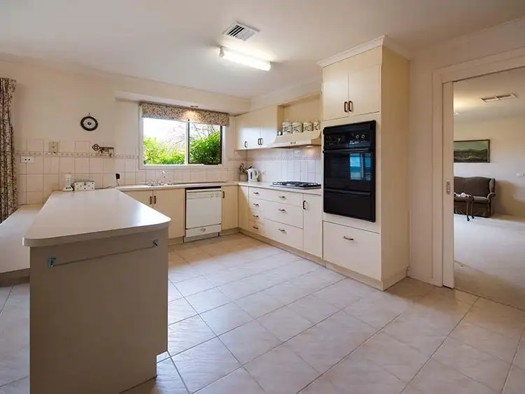 Fifth view of Homely house listing, 12 Sheehan Court, Castlemaine VIC 3450