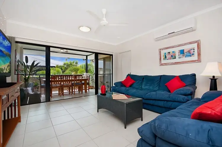 8/12 Oyster Court, Trinity Beach QLD 4879