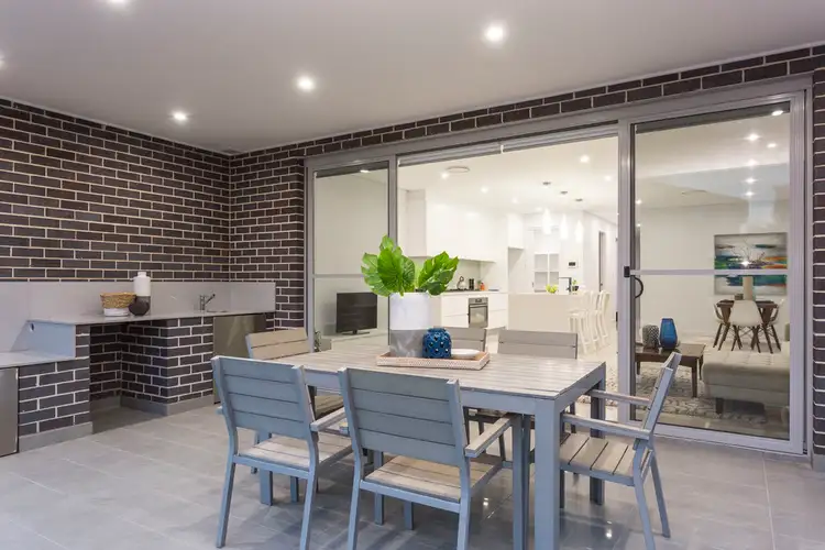 5 Homelea Avenue, Panania NSW 2213
