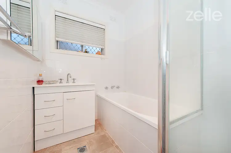 Fifth view of Homely house listing, 422 English Avenue, Lavington NSW 2641