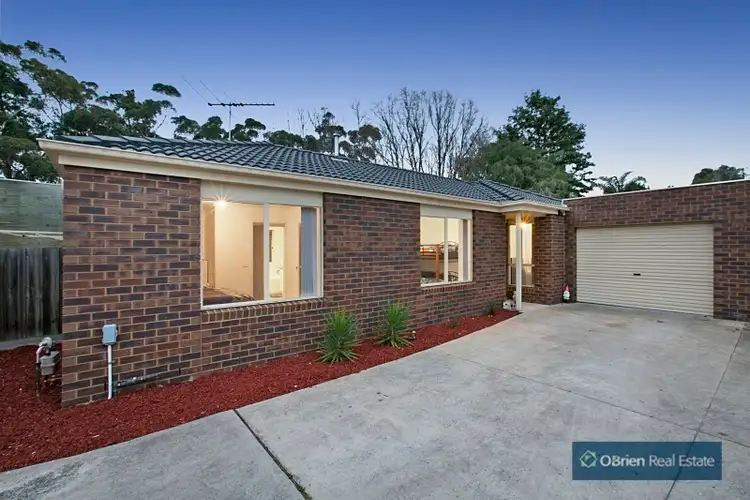 3/67 Wakenshaw Crescent, Pakenham VIC 3810