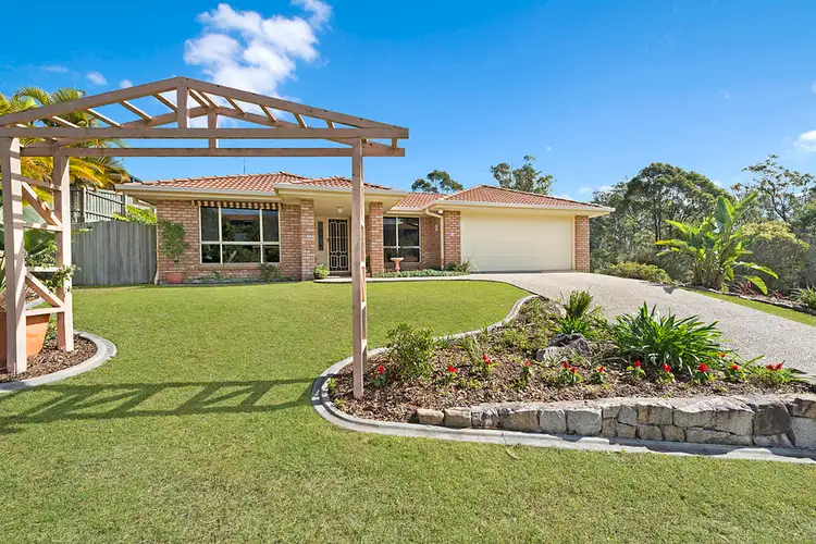24 Scenic Close, Albany Creek QLD 4035