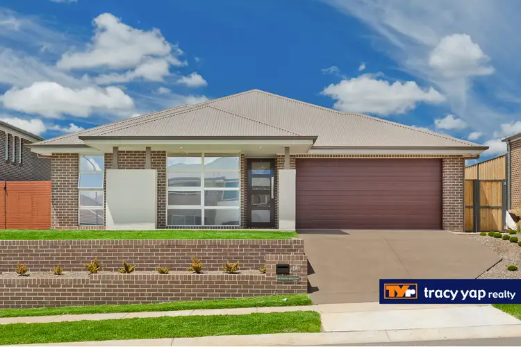 45 Thomas Boulton Circuit, Kellyville NSW 2155