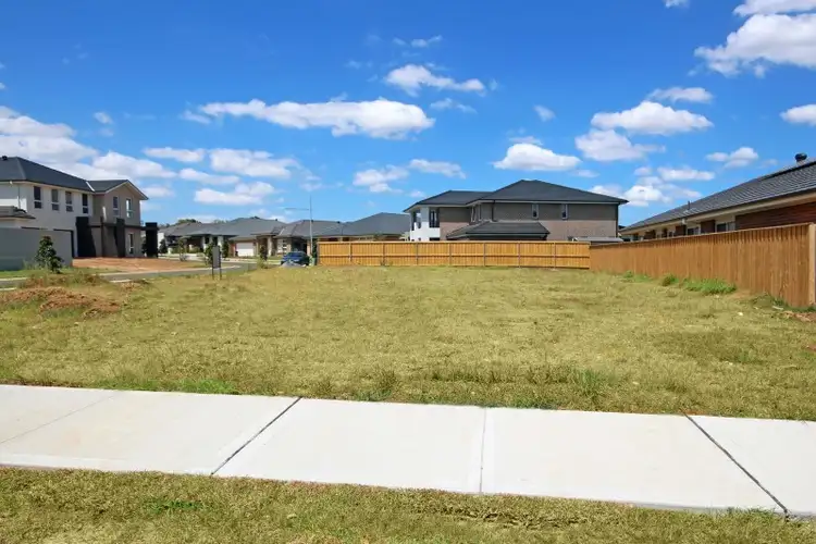 15 Eaglerange Avenue, Gledswood Hills NSW 2557