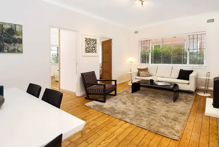 2/60 Raglan Street, Mosman NSW 2088