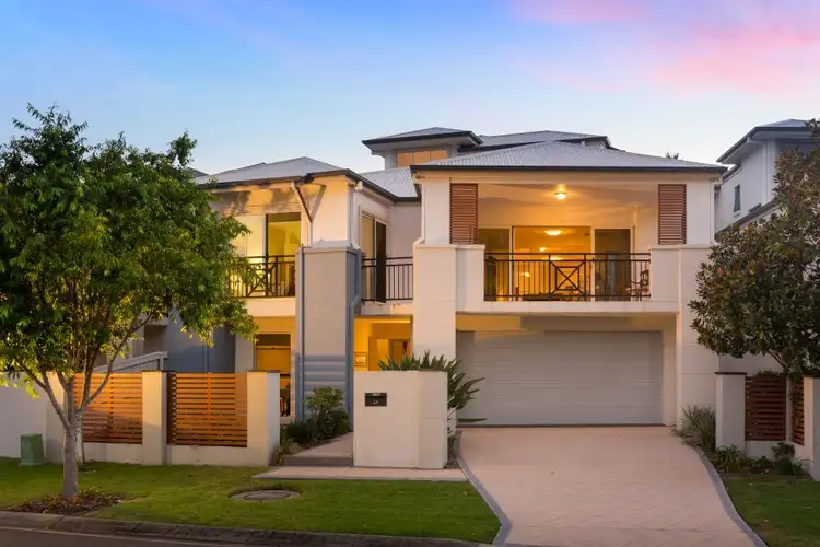 47 Greenway Circuit, Mount Ommaney QLD 4074