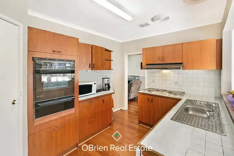 Fourth view of Homely house listing, 2 Warrain Street, Frankston VIC 3199