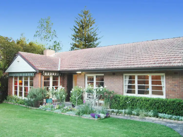 9 Murdoch Street, Turramurra NSW 2074