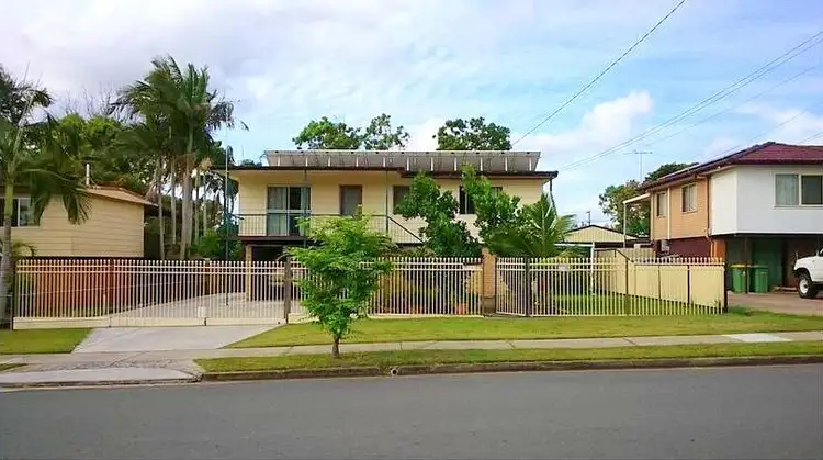 14 Aquarius Drive, Kingston QLD 4114