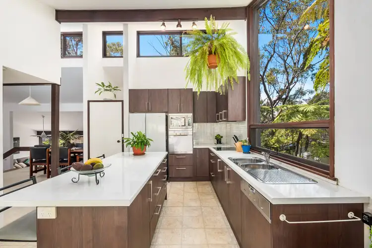 7 Bundanoon Place, Hornsby Heights NSW 2077