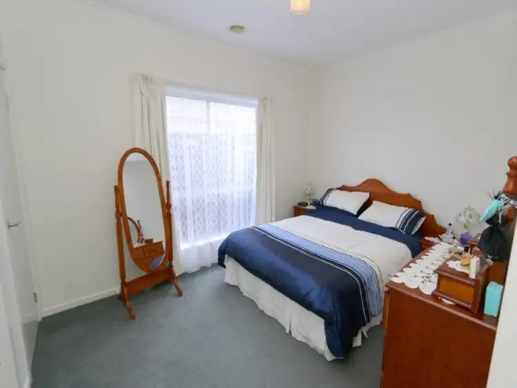 Sixth view of Homely unit listing, 2/7 Gascoyne Way, Truganina VIC 3029