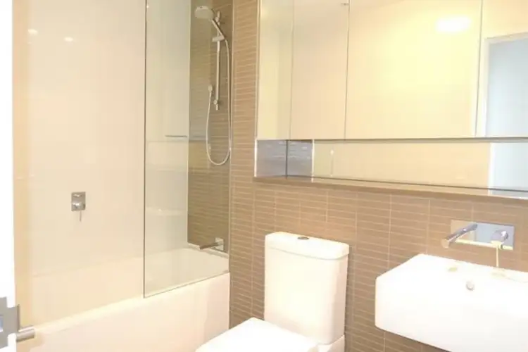 Fifth view of Homely unit listing, 605/16 Brodie Spark Drive, Wolli Creek NSW 2205