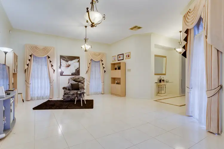 Second view of Homely house listing, 15 Moonie Place, Taylors Lakes VIC 3038
