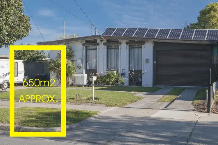 32 Booth Crescent, Dandenong North VIC 3175