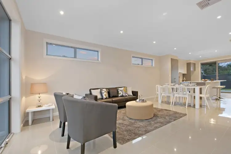 2/276 Tapleys Hill Road, Seaton SA 5023