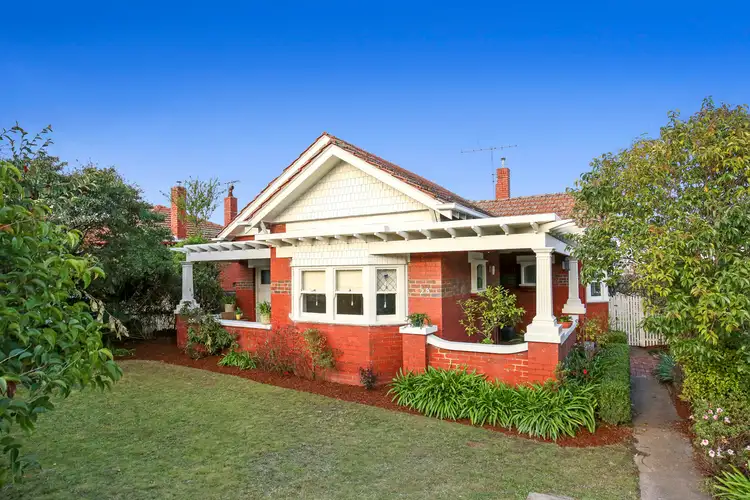28 Oakhill Avenue, Reservoir VIC 3073