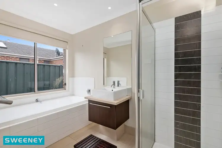 Sixth view of Homely house listing, 28 Lookout Way, Tarneit VIC 3029