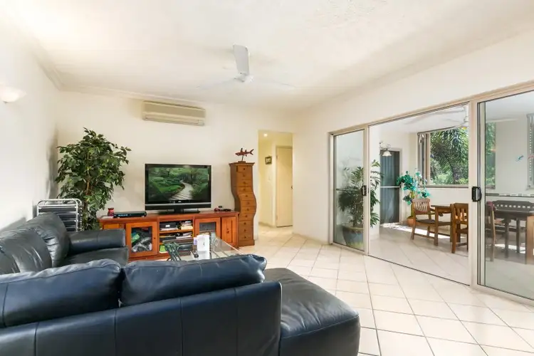 909/2 Greenslopes Street, Cairns North QLD 4870