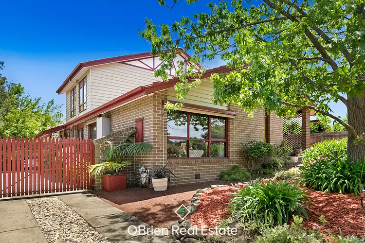 92 Grimwade Crescent, Frankston VIC 3199