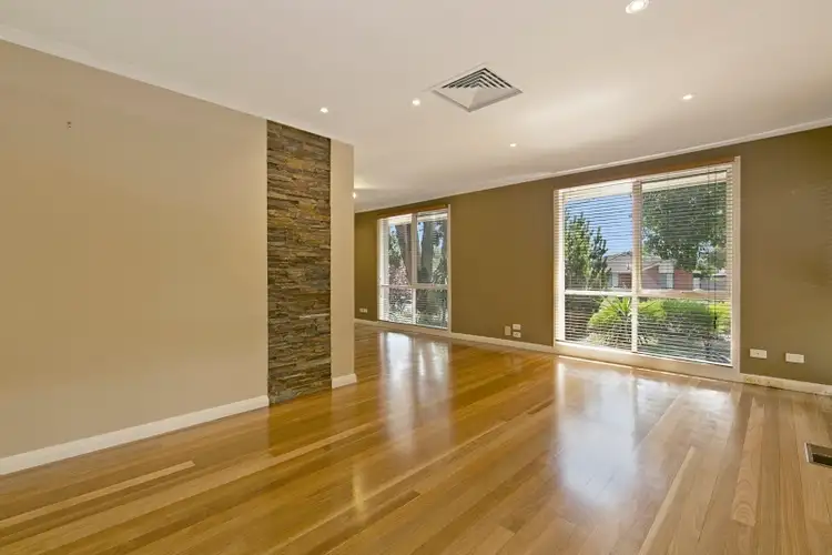 Second view of Homely house listing, 2 Tyers Court, Frankston VIC 3199